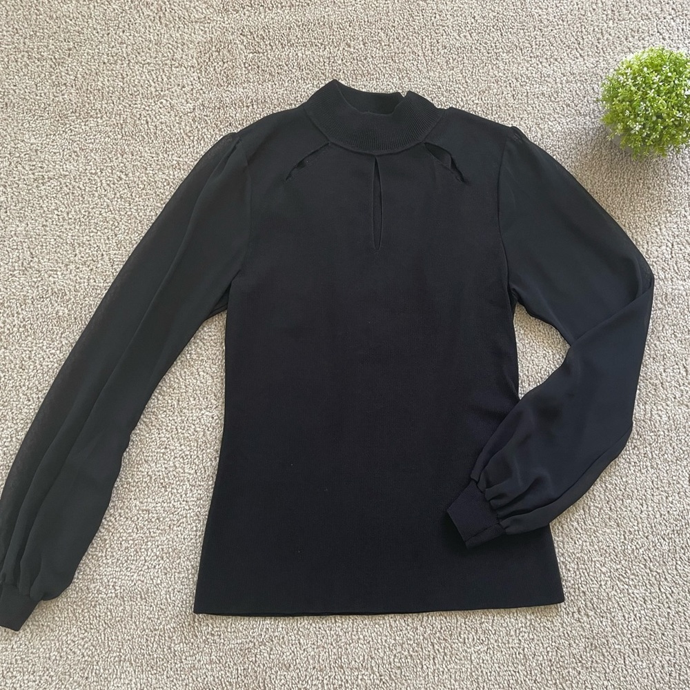 INC international Concept Woman’s Sheer-Sleeve sweater Medium